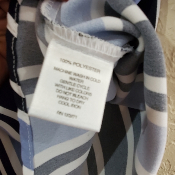 Wishful Park Blue Striped Blouse Womens Medium Zip Up Neckline Business - Picture 7 of 8